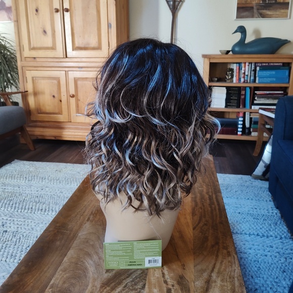 NWT Estetica FINN wig in Color Americano. Lace Front Wig NEW. Balayage NEW Wig - Picture 4 of 8
